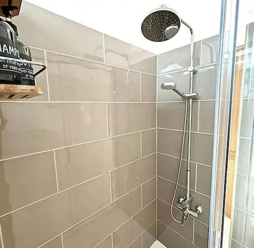 Casa Lorenzo In The Center 아파트